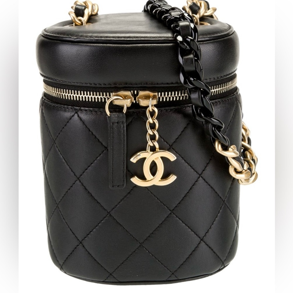 Chanel Vanity Bag - Picture 1 of 13